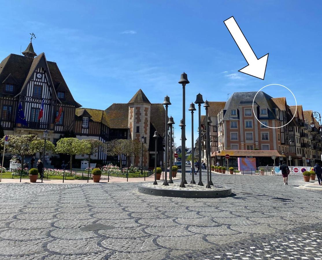 Duplex Au Coeur De Deauville Avec Vue Imprenable Et Parking Prive Kültér fotó